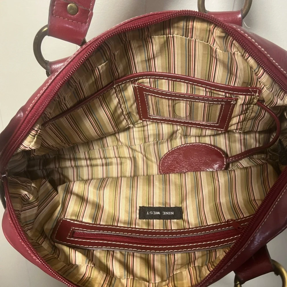 Vintage nine west red purse - Picture 6 of 7